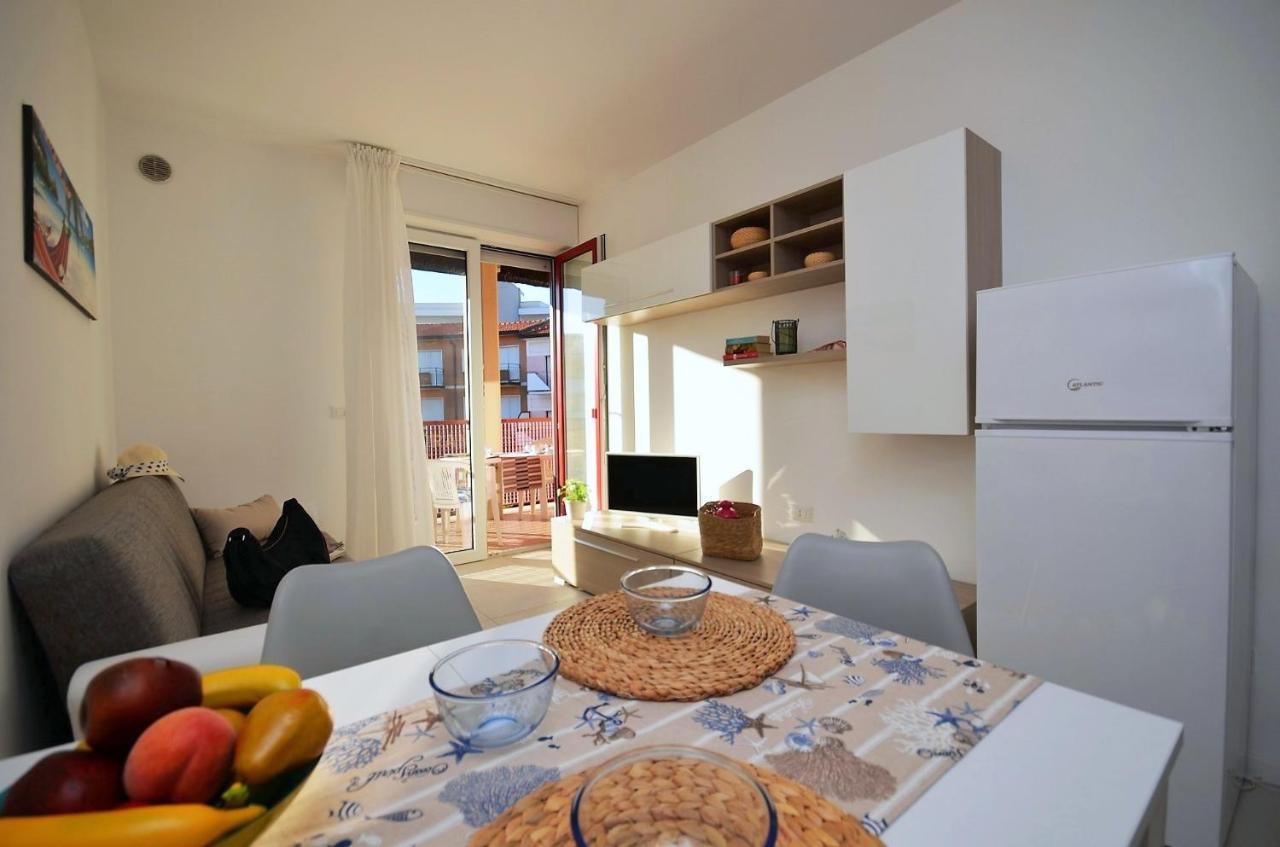 Appartamenti Keplero Bibione Exteriör bild